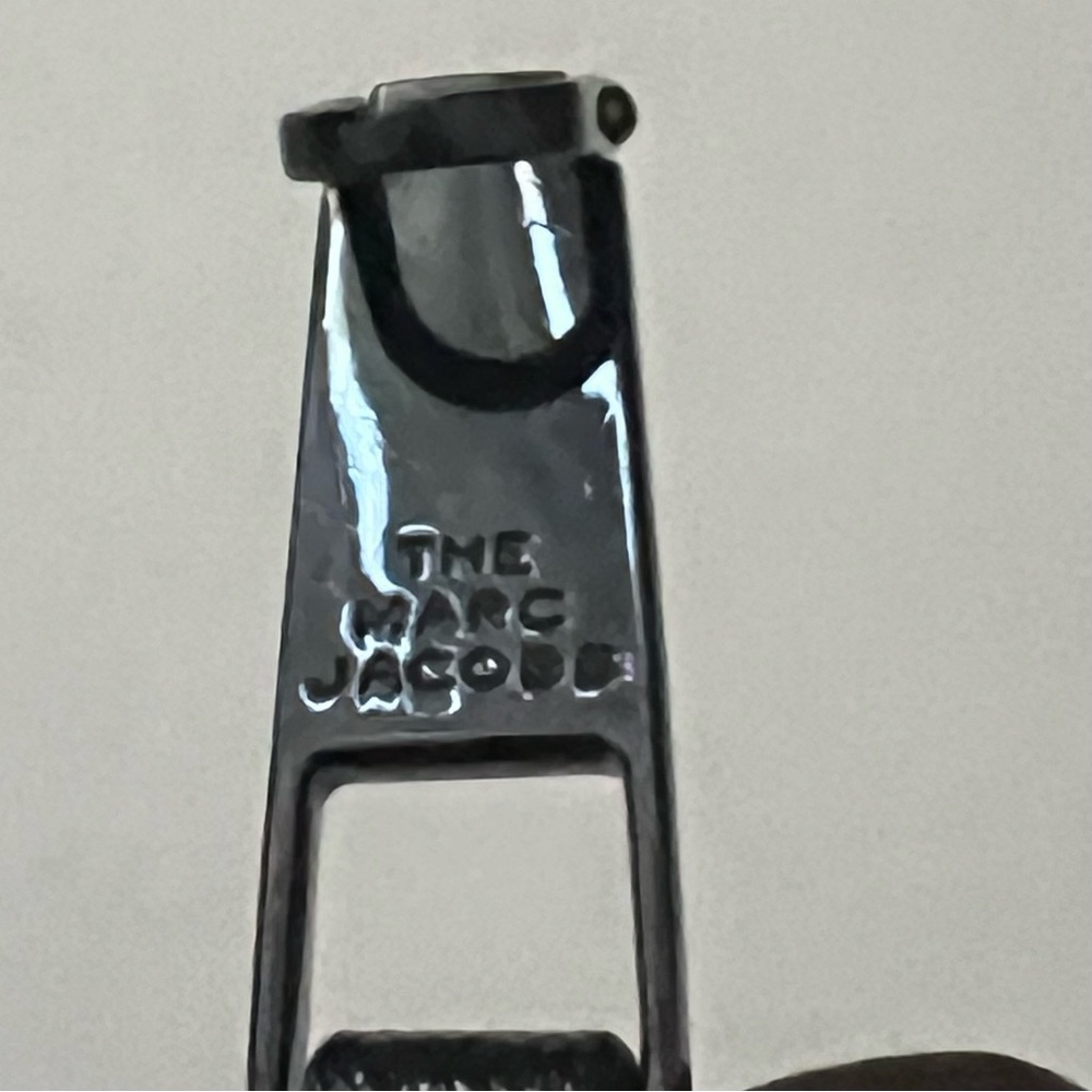 Marc JACOBS zipper for snapshot bag